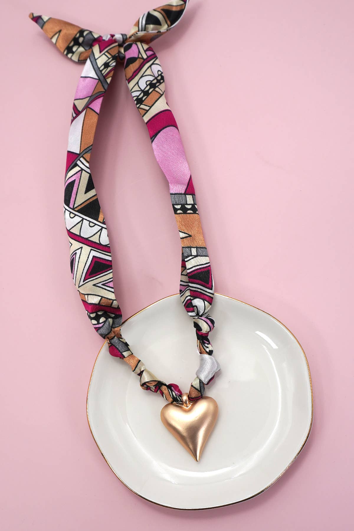 HEART HANDMADE SCARF CHARM NECKLACE