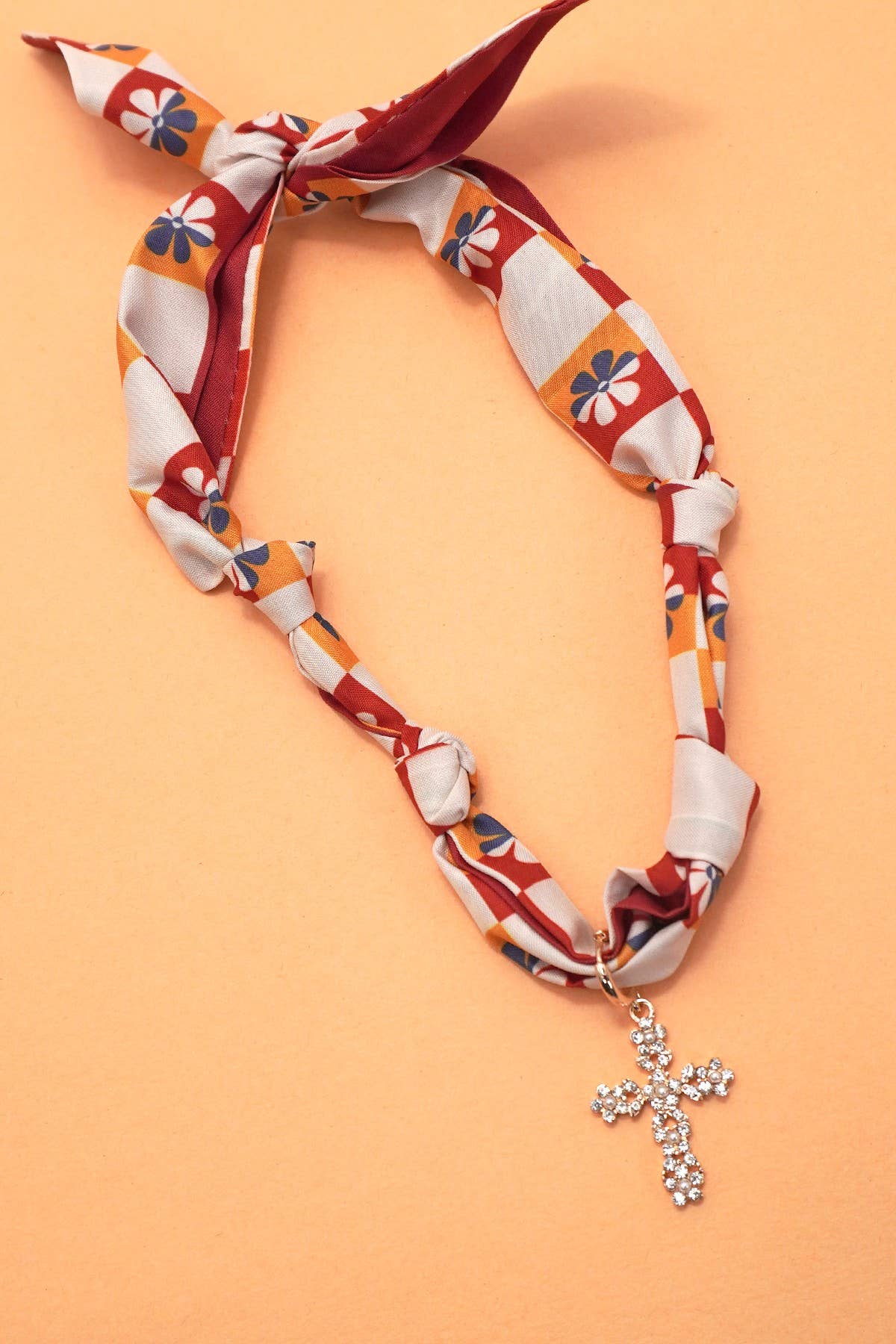Cross with Vintage Red Interchangeable Scarf