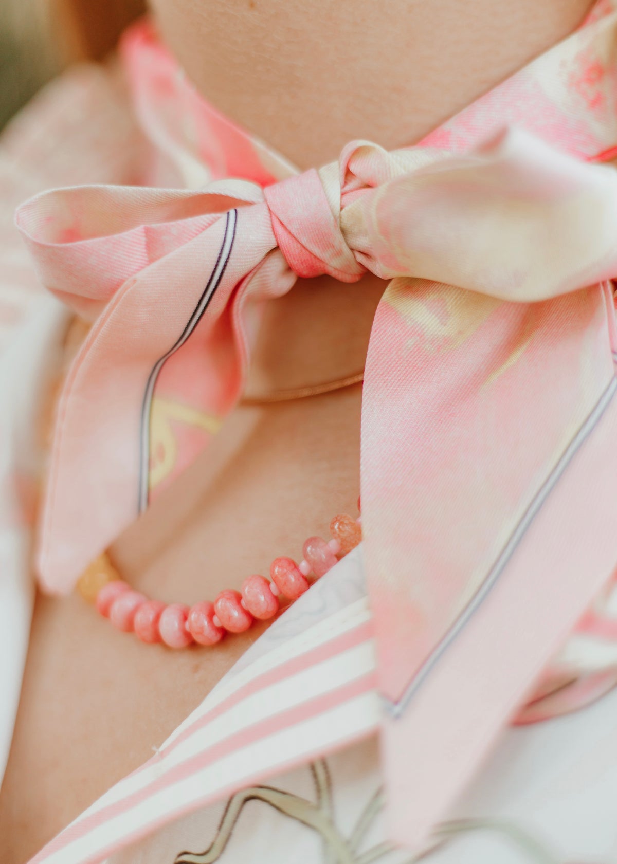 PINK SOFT SILKY SKINNY TWILLY SCARF