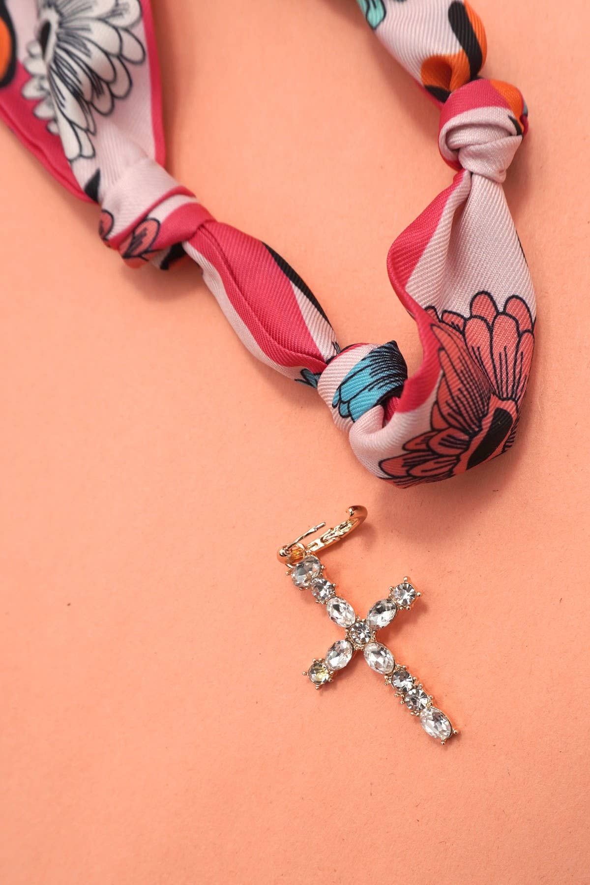 Diamond Cross Handcrafted Scarf with Interchangeable Charm